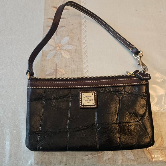 Vintage Brown Croc Embossed Dooney and Bourke Wristlet - Picture 1 of 8